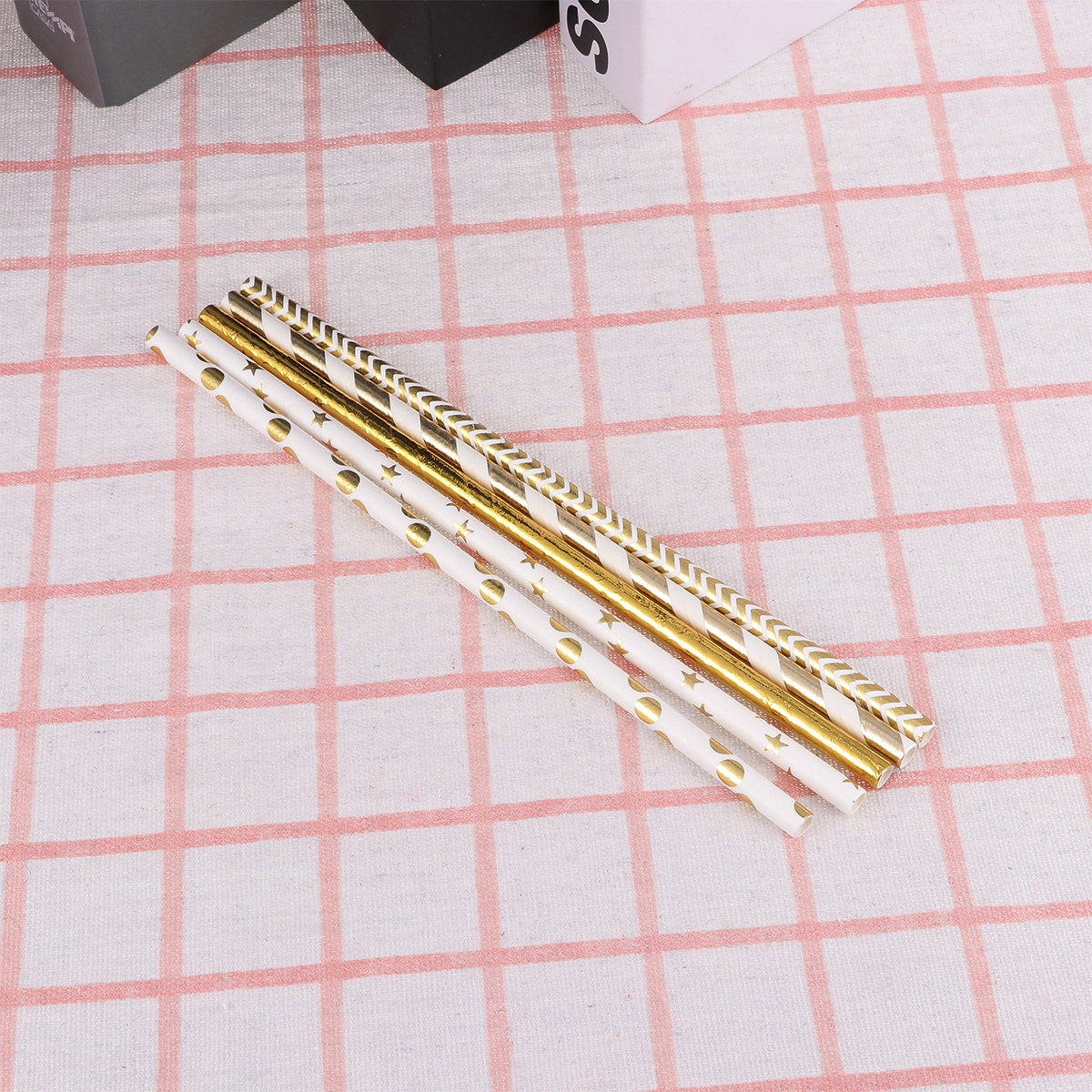Paper Straw Color - 50 szt. papierowych słomek w kształcie